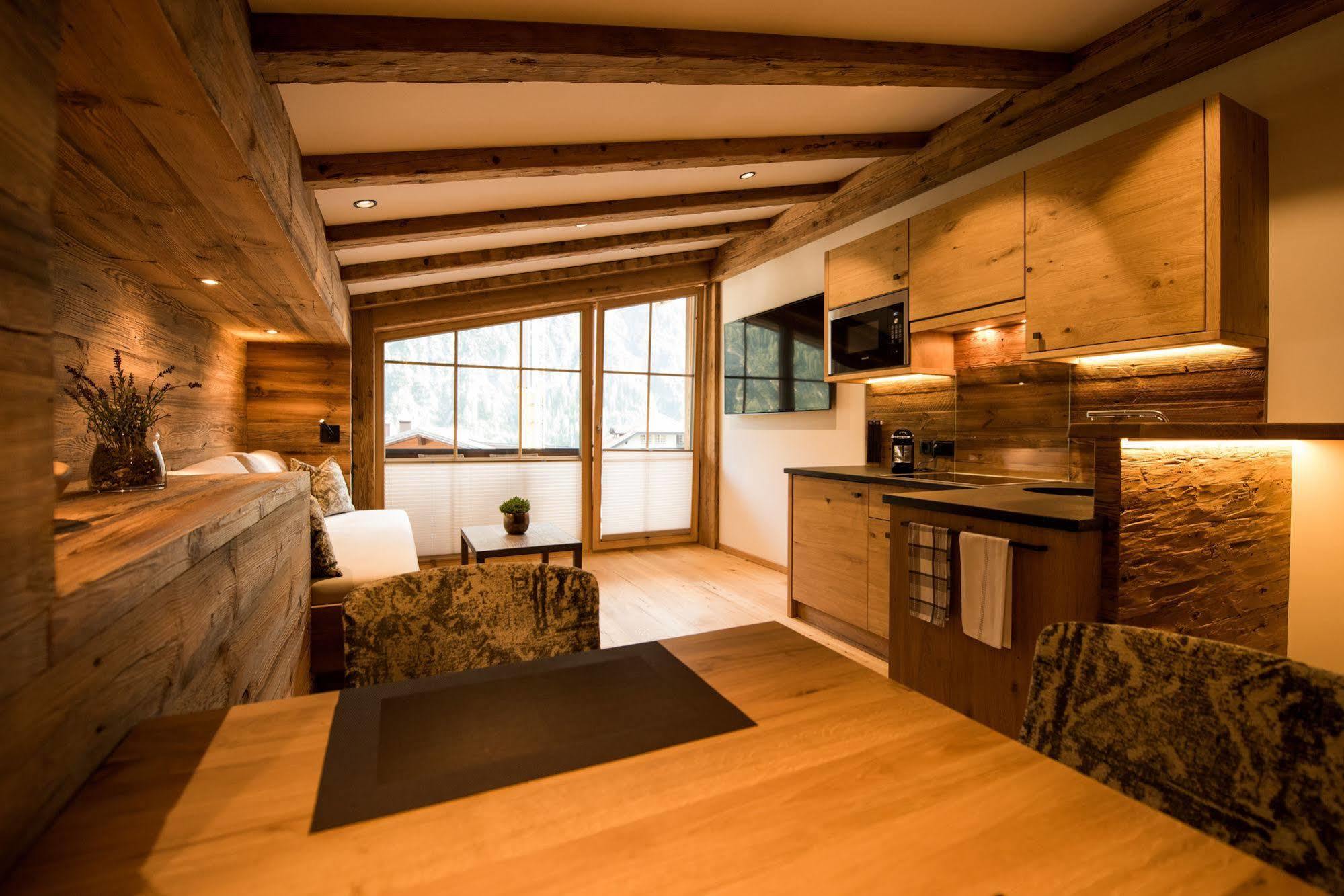 Pepi'S Suites - Lechtal Apartments Holzgau Dış mekan fotoğraf