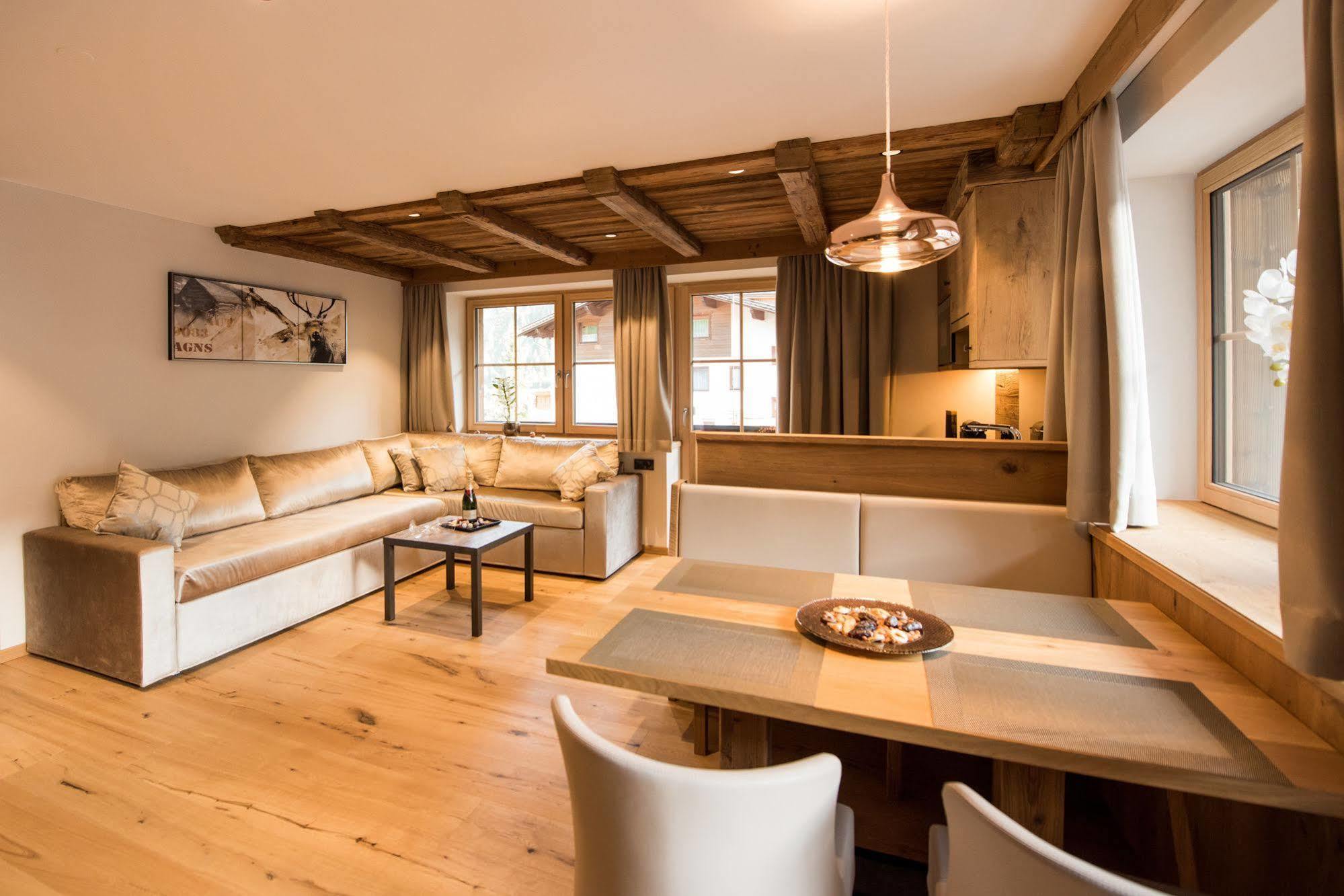Pepi'S Suites - Lechtal Apartments Holzgau Dış mekan fotoğraf