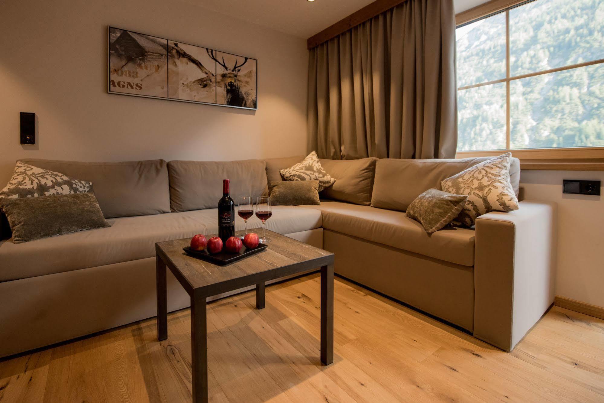 Pepi'S Suites - Lechtal Apartments Holzgau Dış mekan fotoğraf