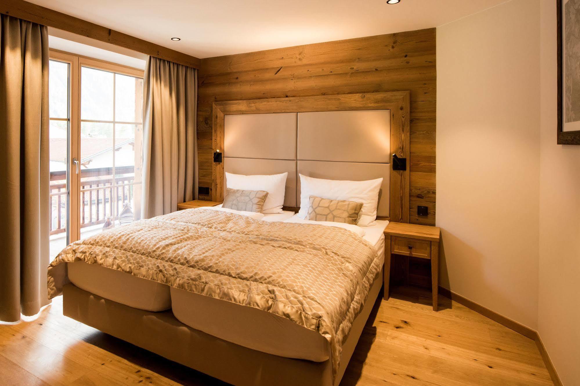 Pepi'S Suites - Lechtal Apartments Holzgau Dış mekan fotoğraf
