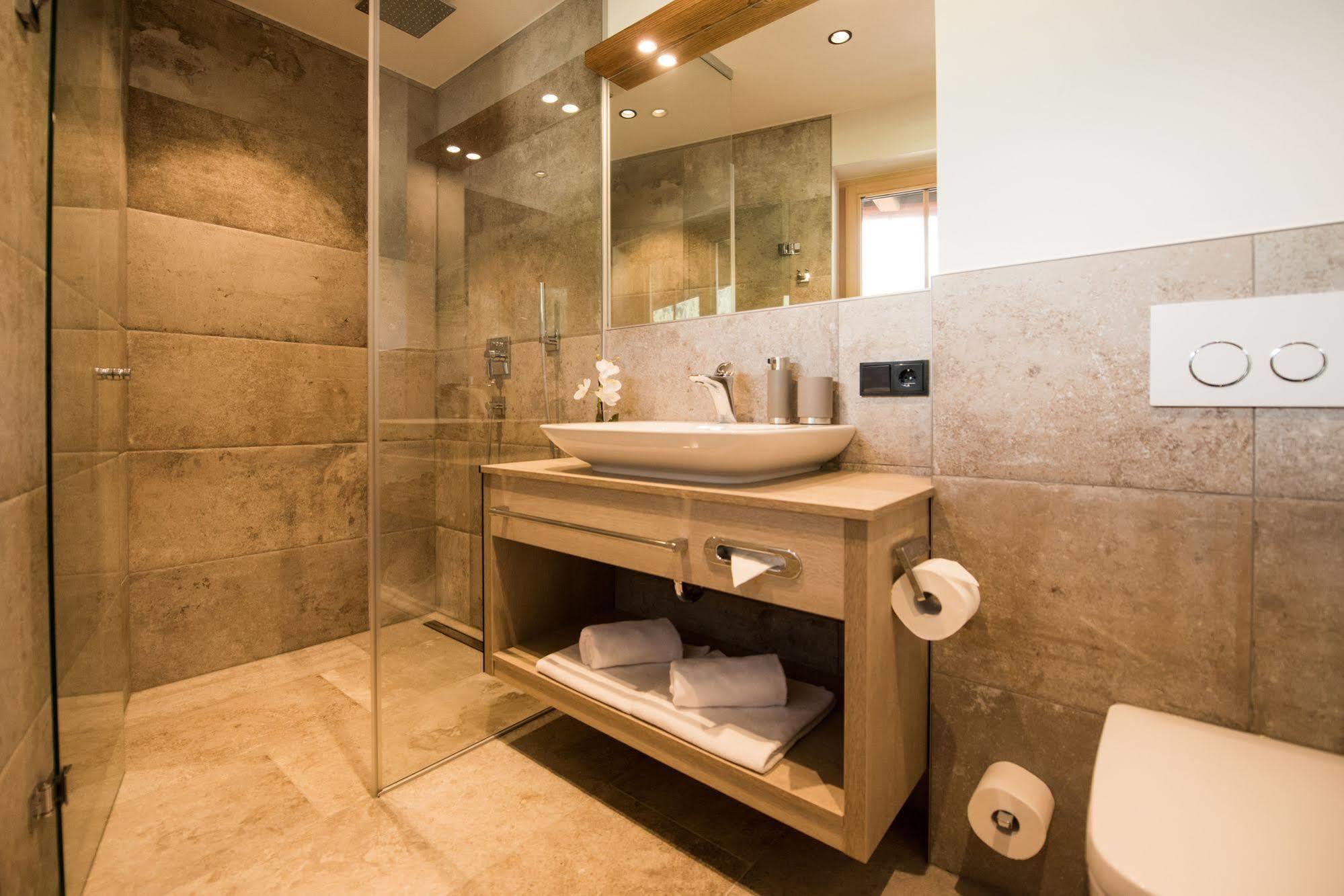 Pepi'S Suites - Lechtal Apartments Holzgau Dış mekan fotoğraf