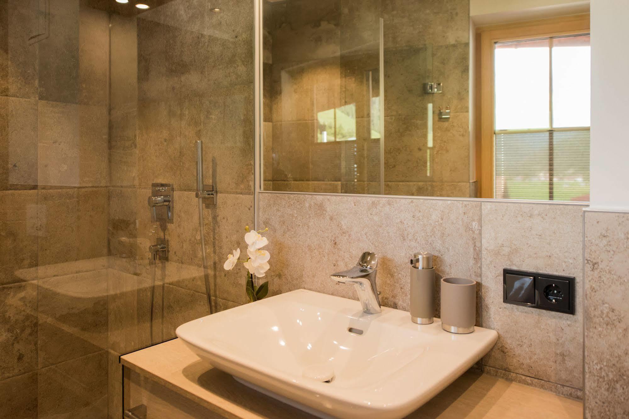 Pepi'S Suites - Lechtal Apartments Holzgau Dış mekan fotoğraf