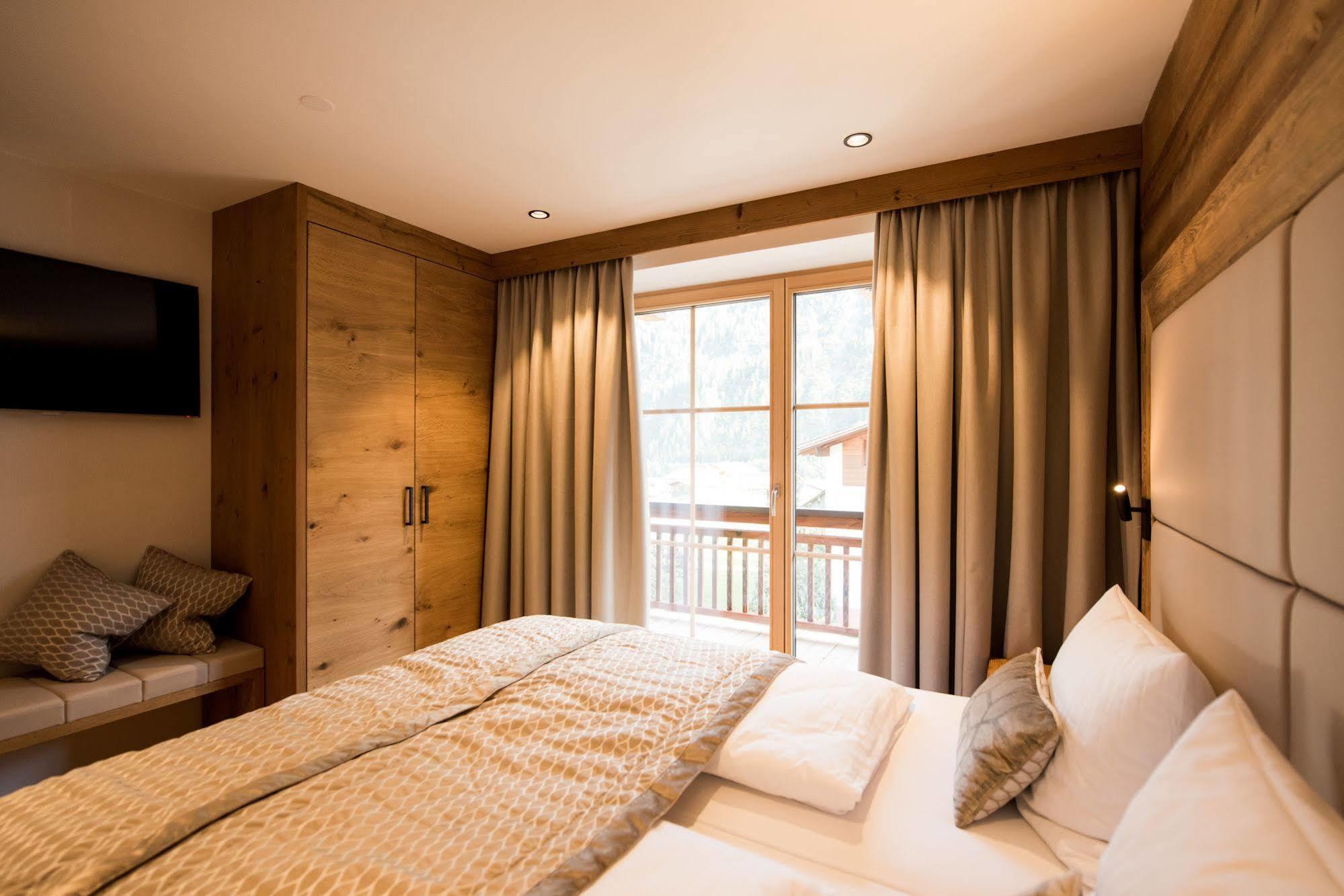 Pepi'S Suites - Lechtal Apartments Holzgau Dış mekan fotoğraf